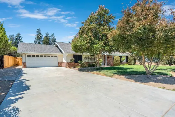 10784 Sierra View ST, Madera, CA 93636