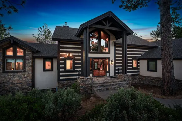42534 Bretz Point LN, Shaver Lake, CA 93664