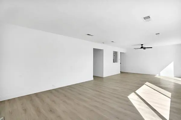 2031 Northhill ST, Selma, CA 93662
