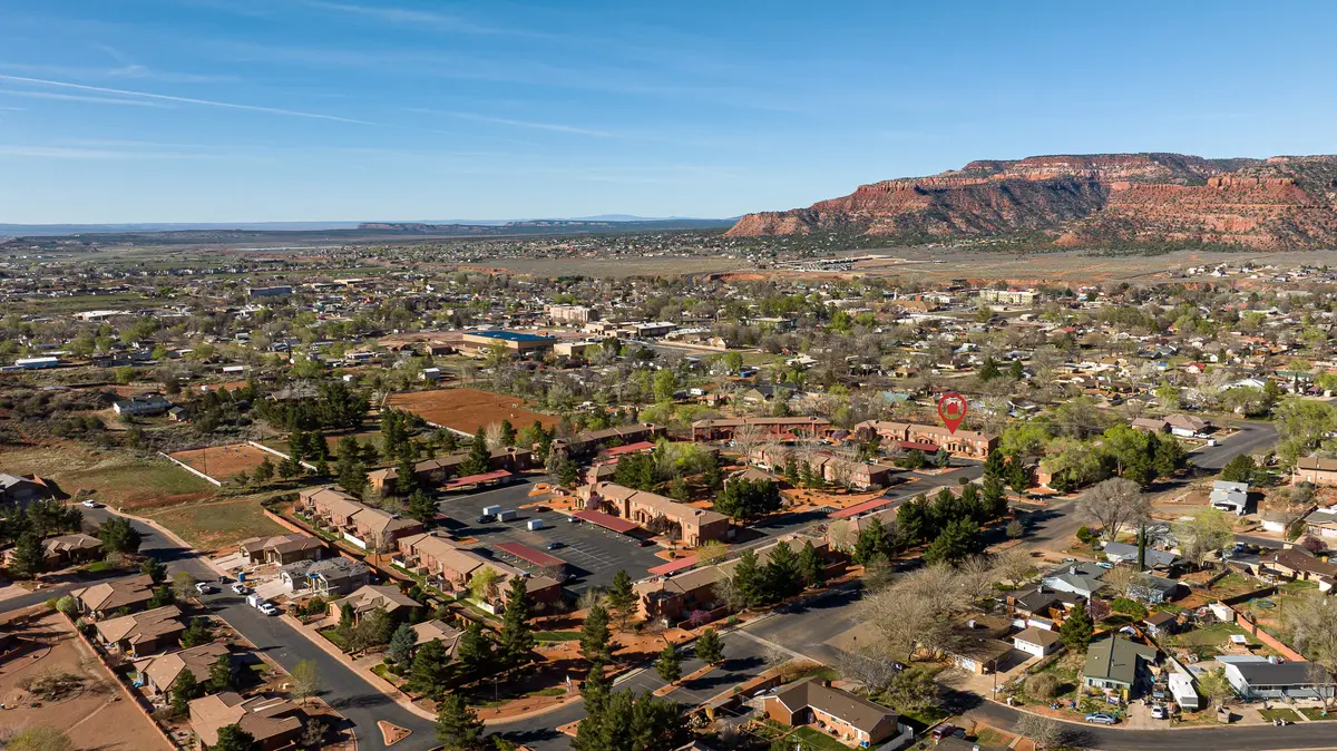 353 E 300 N #i-6, Kanab, UT 84741-3338
