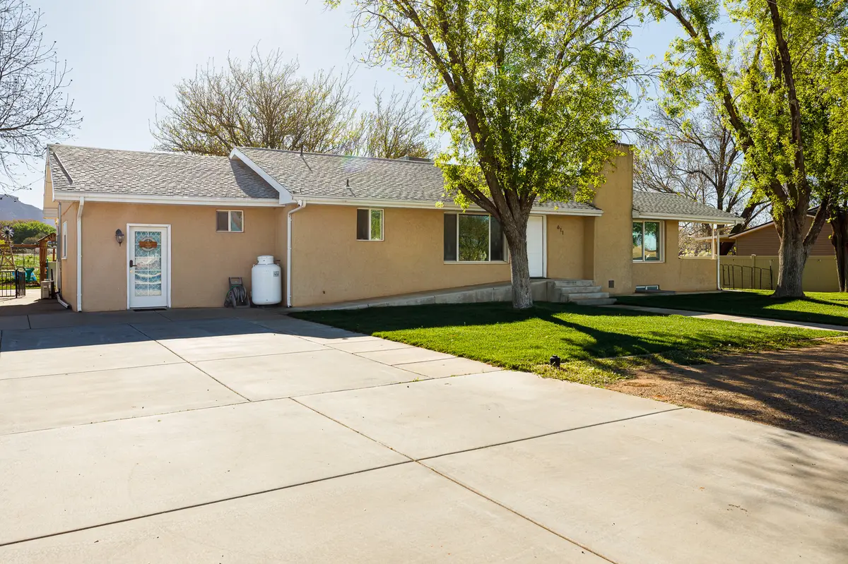 611 S 175 E, Kanab, UT 84741-3647