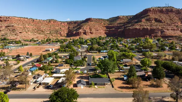 Kanab, UT 84741-3510,163 E 200 N