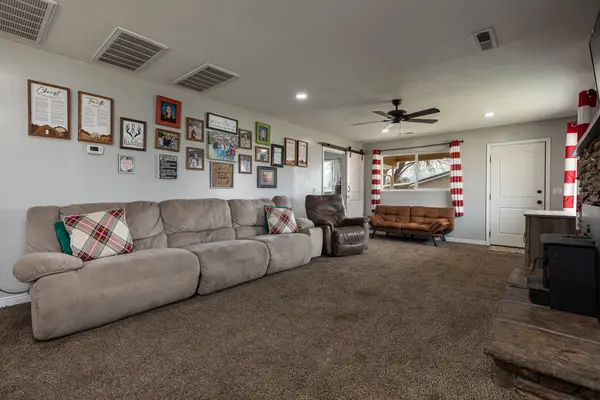 611 S 175 E, Kanab, UT 84741-3647