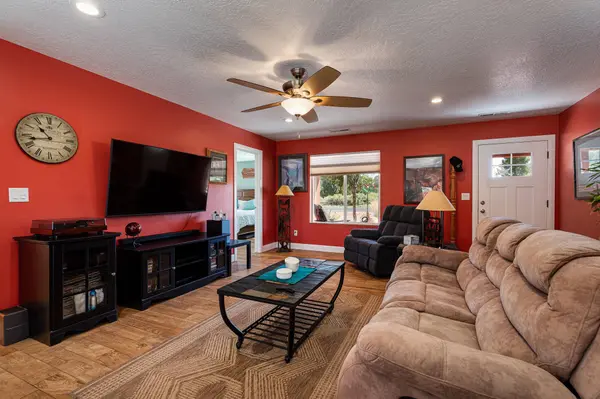 1734 S Lee DR, Kanab, UT 84741