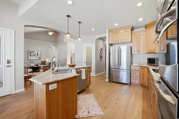 10144 S AUTUMN BREEZE W, South Jordan, UT 84009