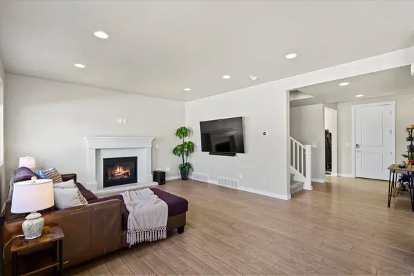 6446 N PINE TREE WAY, Eagle Mountain, UT 84005