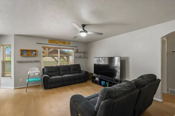3436 W DOWNHILL RD S, Taylorsville, UT 84129