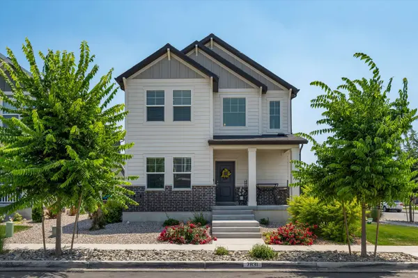 7831 W KING TOP RD, Magna, UT 84044