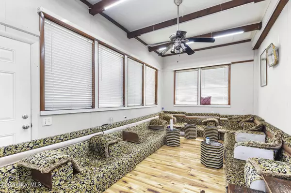 1525 Piney Green RD, Jacksonville, NC 28546