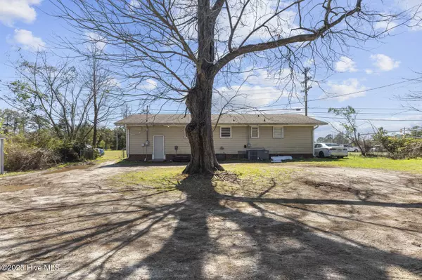 1525 Piney Green RD, Jacksonville, NC 28546