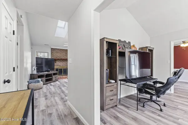 108 Woodbridge CT, Jacksonville, NC 28540