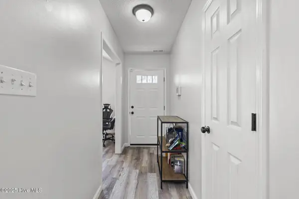 108 Woodbridge CT, Jacksonville, NC 28540