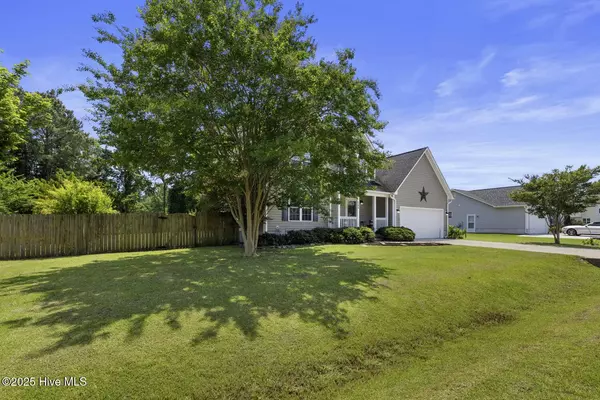 504 Sassy CT, Richlands, NC 28574