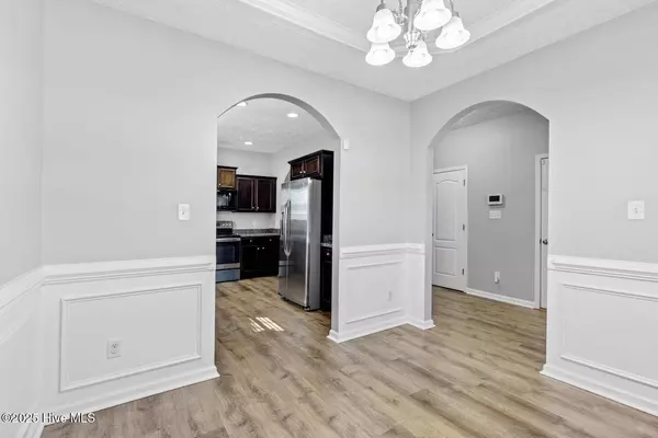 943 Dynamo LN, Jacksonville, NC 28546