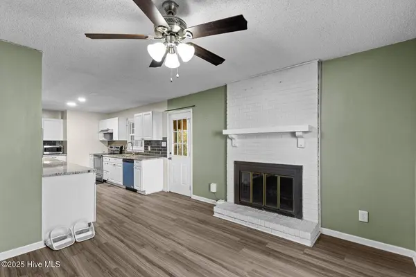 909 Gattis RD, Jacksonville, NC 28546