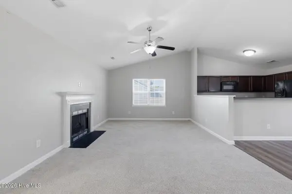 111 Woodbury Farm DR, Jacksonville, NC 28540