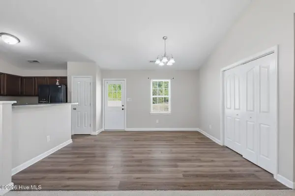 111 Woodbury Farm DR, Jacksonville, NC 28540