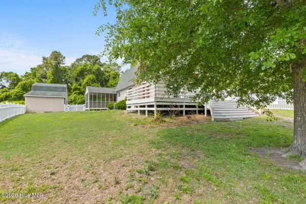 524 Odum DR, Hubert, NC 28539