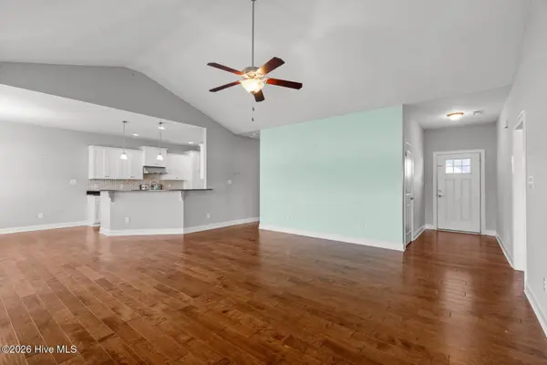 412 Moss Springs DR, Swansboro, NC 28584