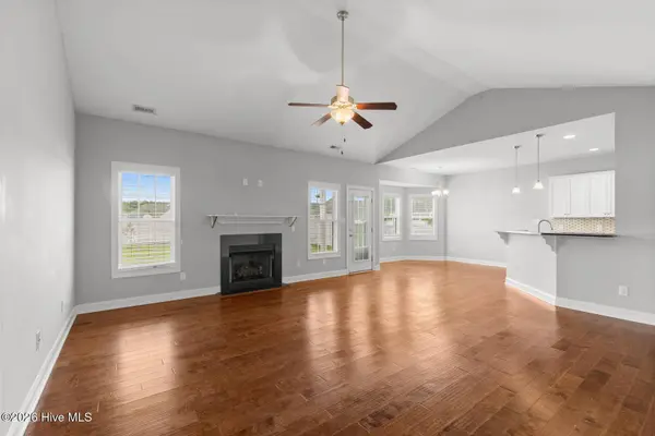 412 Moss Springs DR, Swansboro, NC 28584