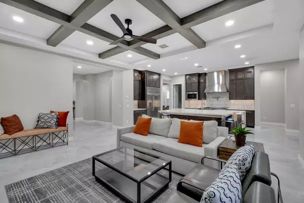 Queen Creek, AZ 85142-0373,18921 E Aubrey Glen Rd