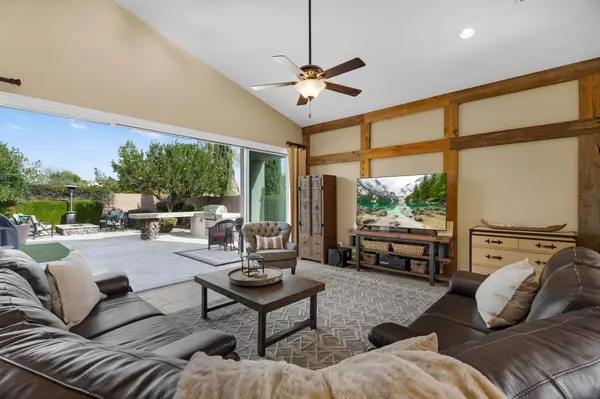 4306 E Yellowstone Pl, Chandler, AZ 85249-0510