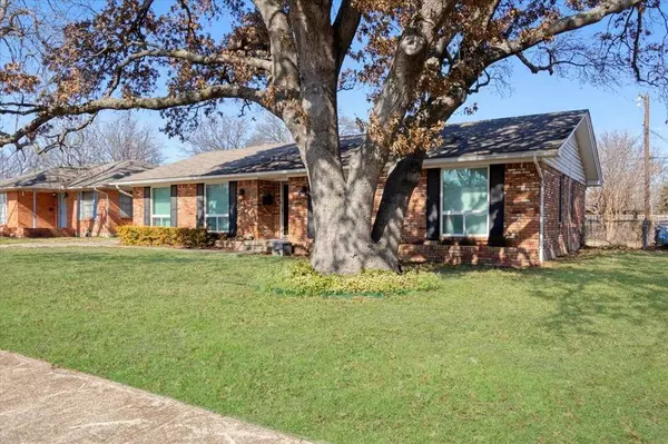 6317 E Lovers Lane, Dallas, TX 75214