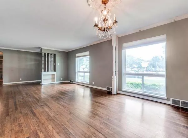 6317 E Lovers Lane, Dallas, TX 75214