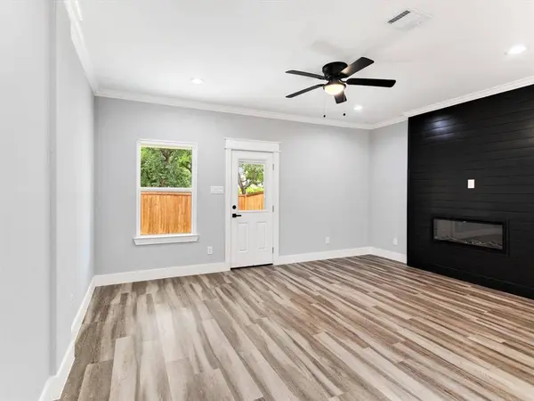 6221 Post Oak Terrace, Fort Worth, TX 76112