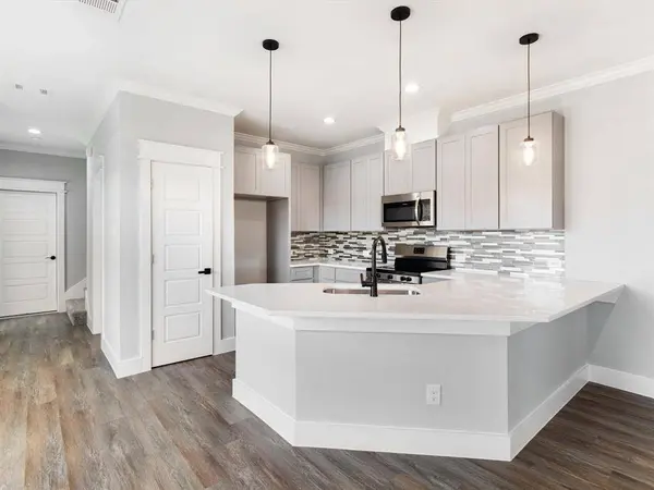 6223 Post Oak Terrace, Fort Worth, TX 76112