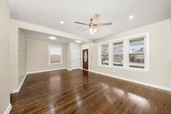 8140 S Throop ST, Chicago, IL 60620