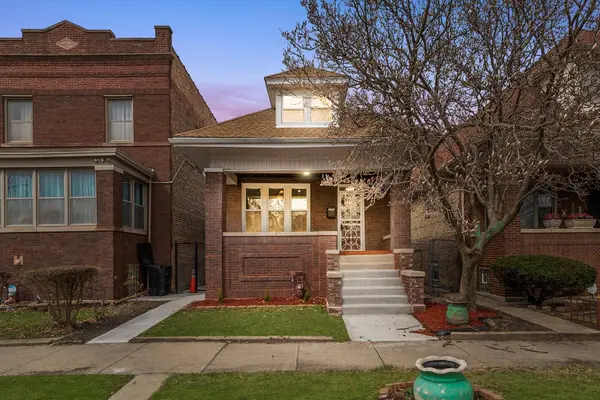 8140 S Throop ST, Chicago, IL 60620