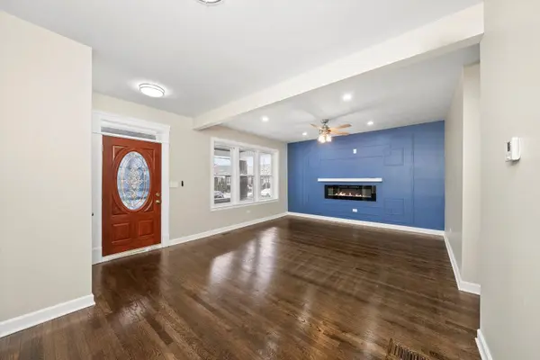 8140 S Throop ST, Chicago, IL 60620