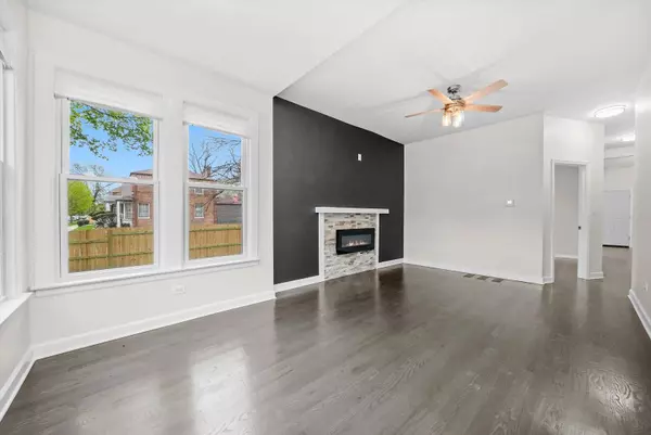 11254 S Stewart AVE, Chicago, IL 60628