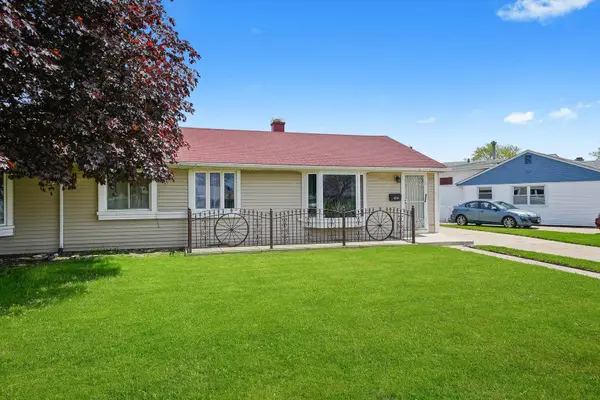 8759 S Kilbourn AVE, Hometown, IL 60456