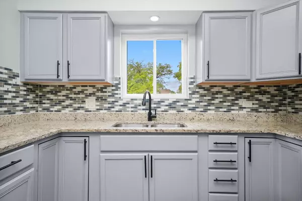 6505 S Wood ST, Chicago, IL 60636