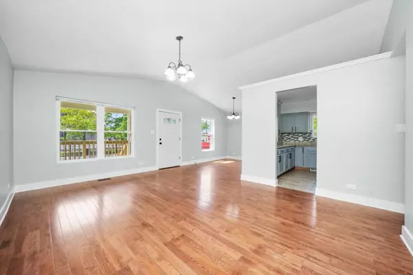 6505 S Wood ST, Chicago, IL 60636