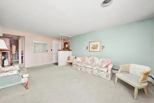 5504 Oakdale DR, Oak Lawn, IL 60453