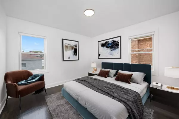 8637 S Honore ST, Chicago, IL 60620