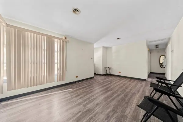 7845 S Kilpatrick AVE, Chicago, IL 60652