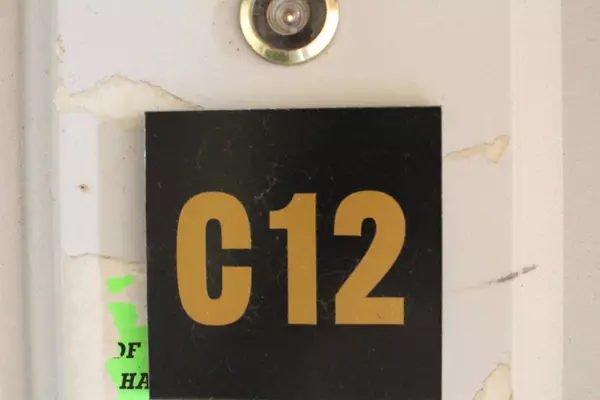 605 N wolf RD #C12, Hillside, IL 60162