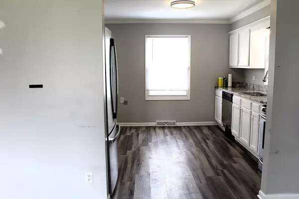 4627 Custer AVE, Lyons, IL 60534