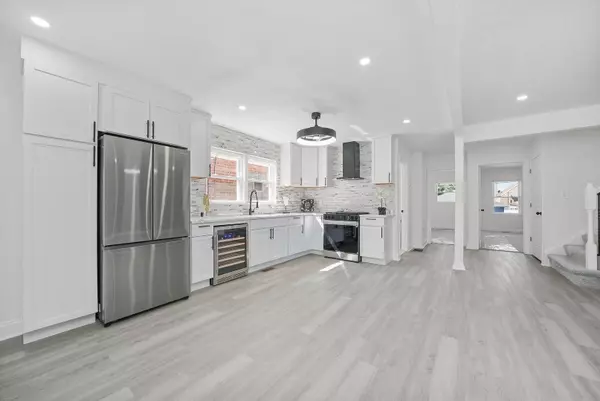 7120 S Lawndale AVE, Chicago, IL 60629