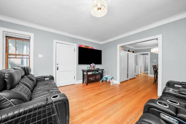 5108 W Wrightwood AVE, Chicago, IL 60639