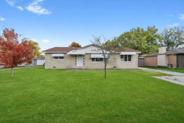 8521 S 83rd AVE, Hickory Hills, IL 60457