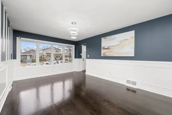 3542 W 77th ST, Chicago, IL 60652