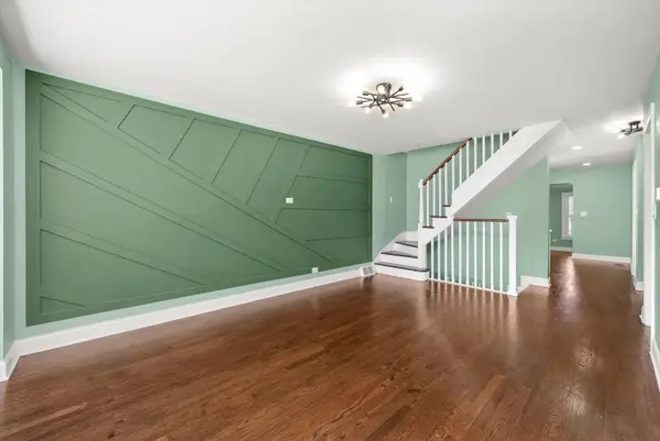 10436 S Eberhart AVE, Chicago, IL 60628