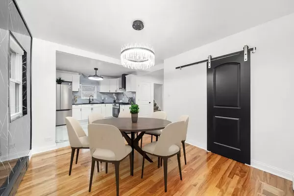 6849 S Keeler AVE, Chicago, IL 60629