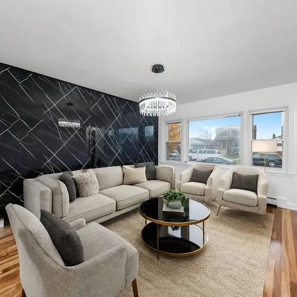 6849 S Keeler AVE, Chicago, IL 60629