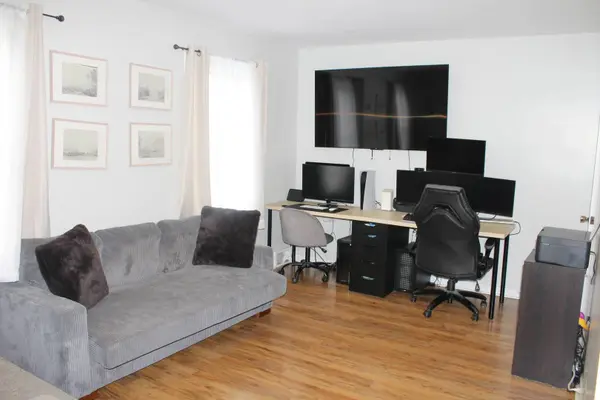 6034 S Komensky AVE, Chicago, IL 60629